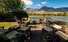 Riverland Inn And Suites Kamloops